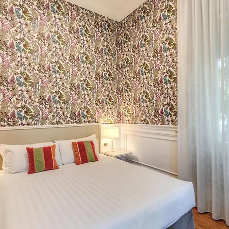 Mangili Garden Hotel 3*