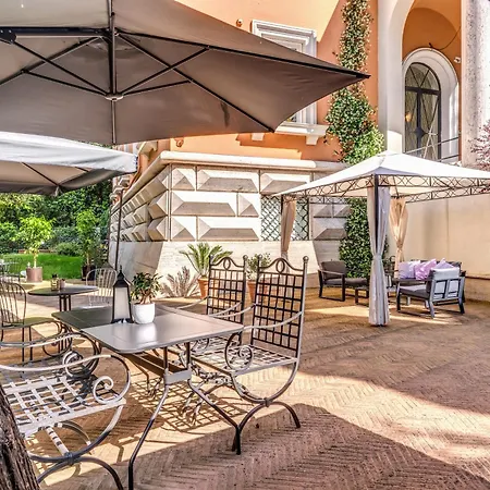 Mangili Garden Hotel 3*