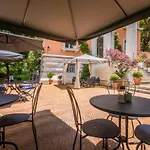 Mangili Garden Hotel 3*