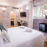 Mangili Garden 3*